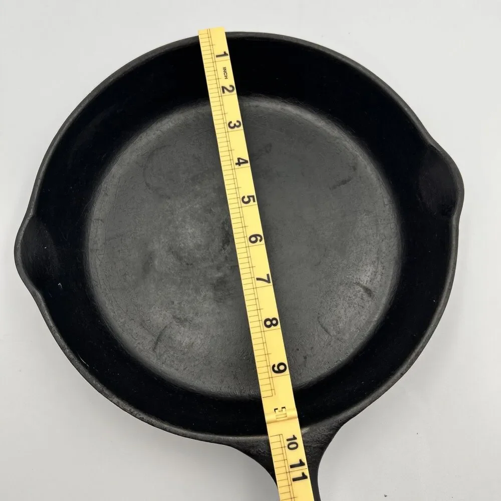 Vintage Wagner Ware Sidney O No. 10 Cast Iron Skillet Made in USA Seasoned